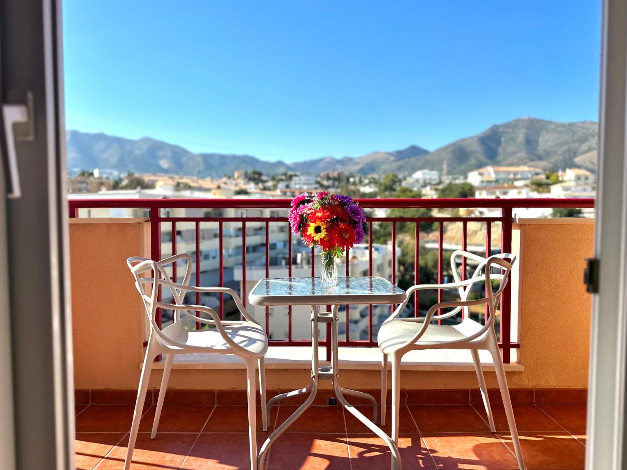 Studio In Costa Del Sol, Sea, Sunshine & Views 푸엔히롤라 외부 사진
